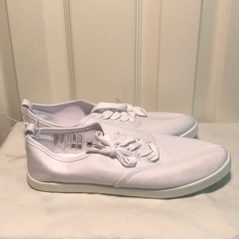 H&M Divided White Plain Sneakers NWT
